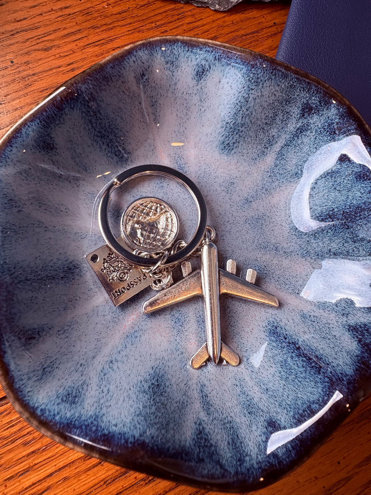 Petite Reserve Curio